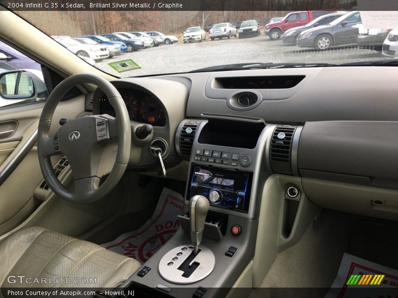 Brilliant Silver Metallic / Graphite 2004 Infiniti G 35 x Sedan