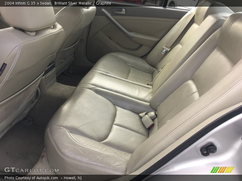 Brilliant Silver Metallic / Graphite 2004 Infiniti G 35 x Sedan