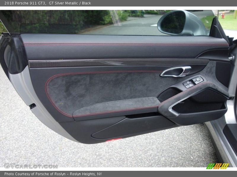 Door Panel of 2018 911 GT3