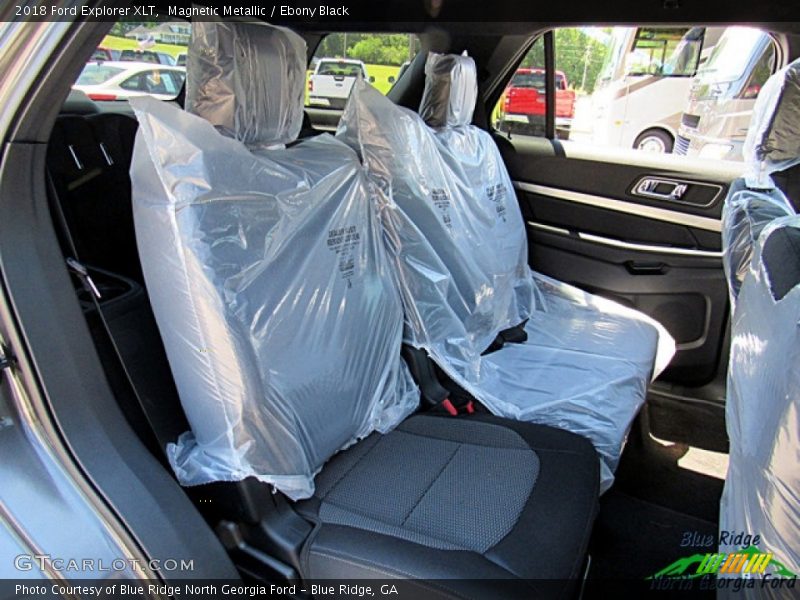 Magnetic Metallic / Ebony Black 2018 Ford Explorer XLT