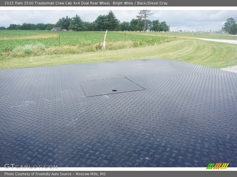 Bright White / Black/Diesel Gray 2015 Ram 3500 Tradesman Crew Cab 4x4 Dual Rear Wheel