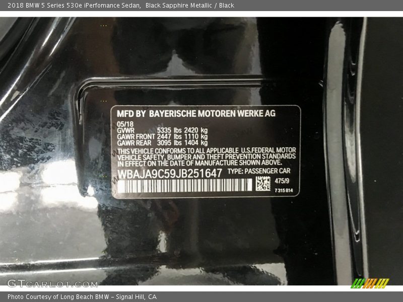 Black Sapphire Metallic / Black 2018 BMW 5 Series 530e iPerfomance Sedan