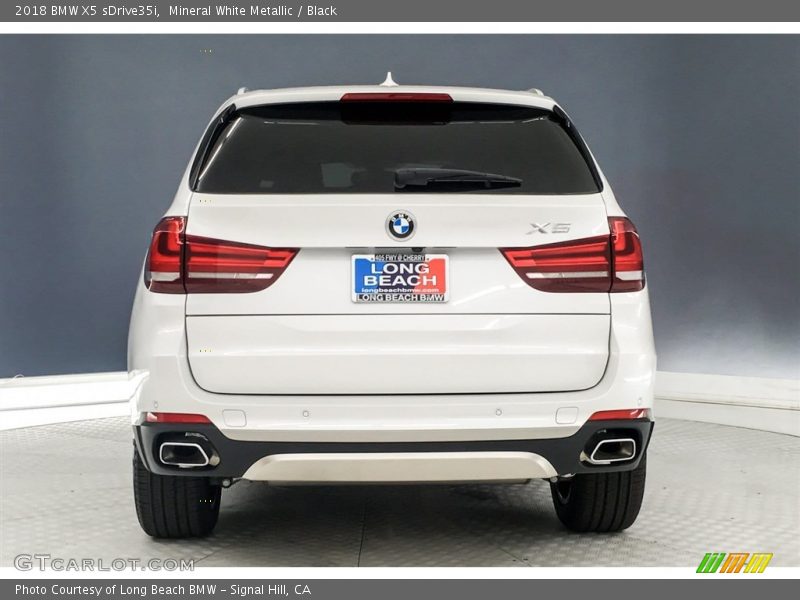 Mineral White Metallic / Black 2018 BMW X5 sDrive35i