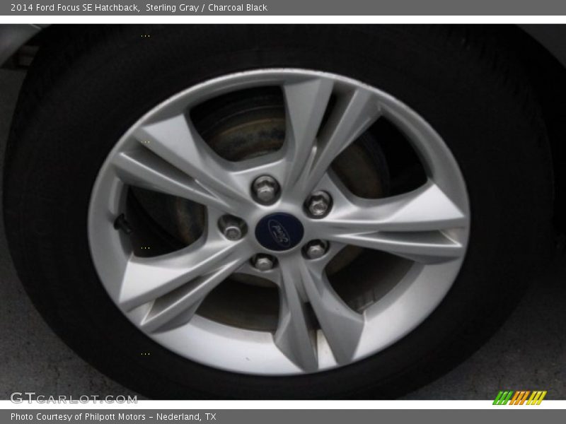 Sterling Gray / Charcoal Black 2014 Ford Focus SE Hatchback