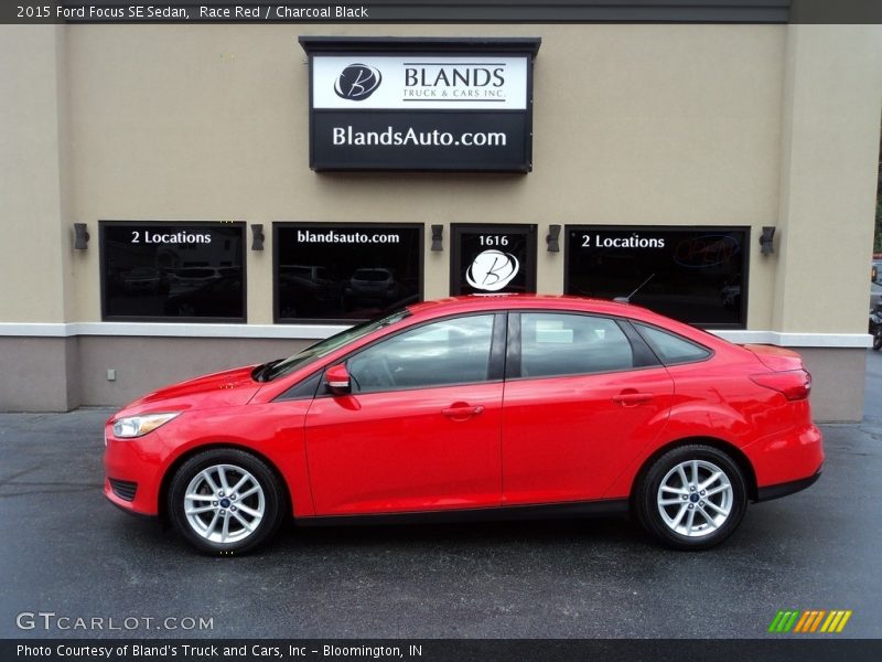 Race Red / Charcoal Black 2015 Ford Focus SE Sedan