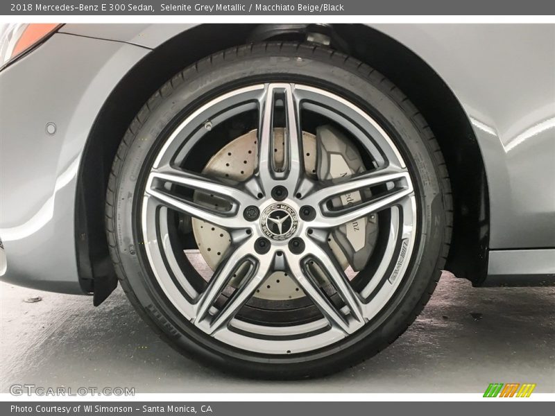 Selenite Grey Metallic / Macchiato Beige/Black 2018 Mercedes-Benz E 300 Sedan