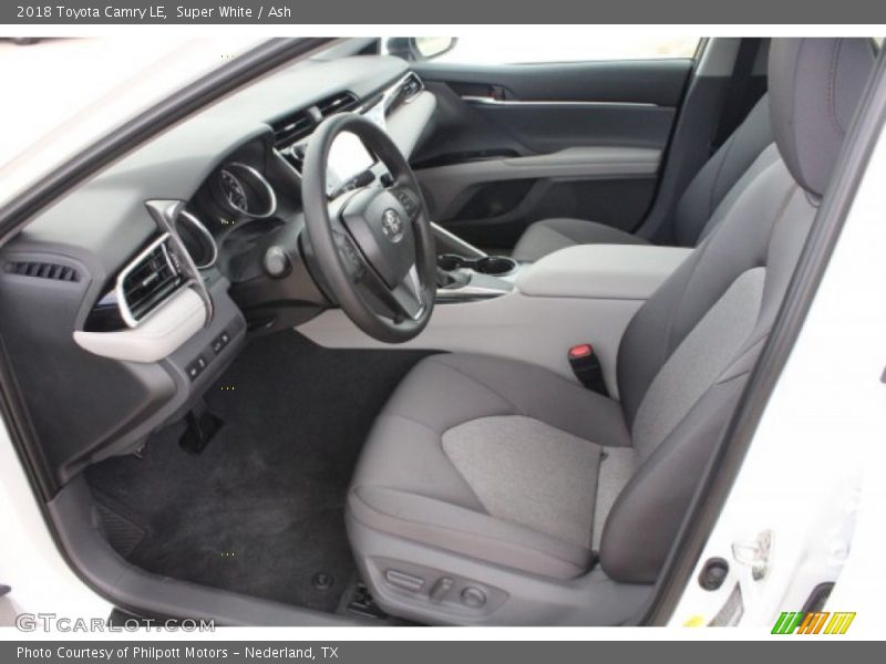 Super White / Ash 2018 Toyota Camry LE