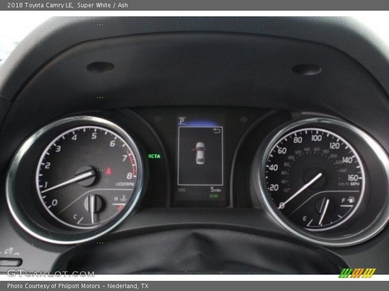 Super White / Ash 2018 Toyota Camry LE