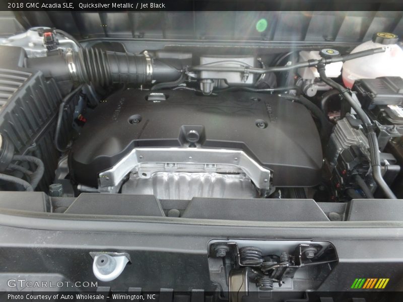 Quicksilver Metallic / Jet Black 2018 GMC Acadia SLE