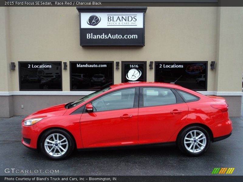 Race Red / Charcoal Black 2015 Ford Focus SE Sedan