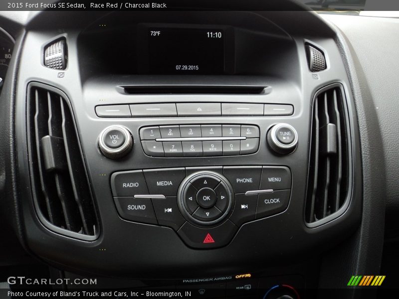 Race Red / Charcoal Black 2015 Ford Focus SE Sedan