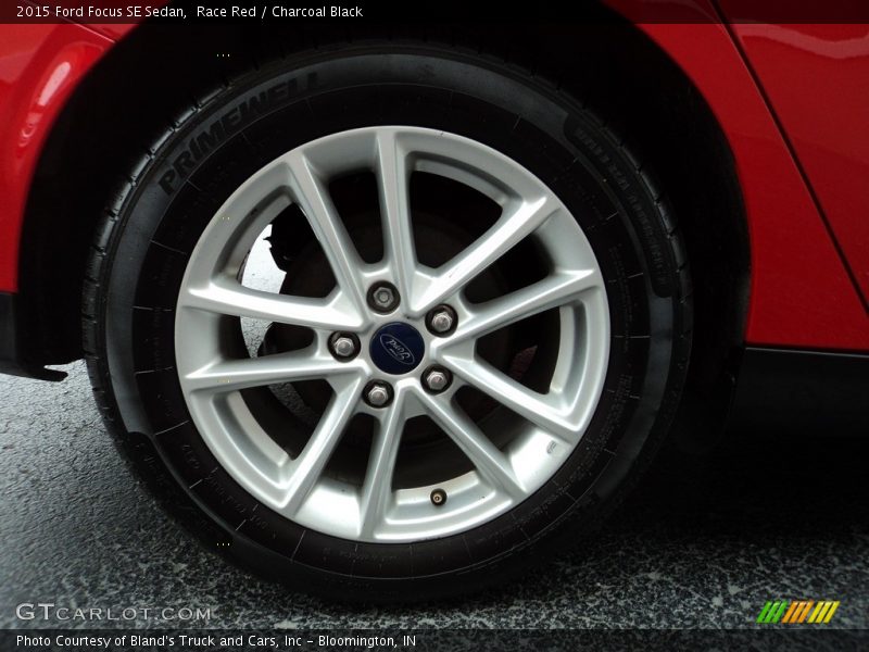 Race Red / Charcoal Black 2015 Ford Focus SE Sedan