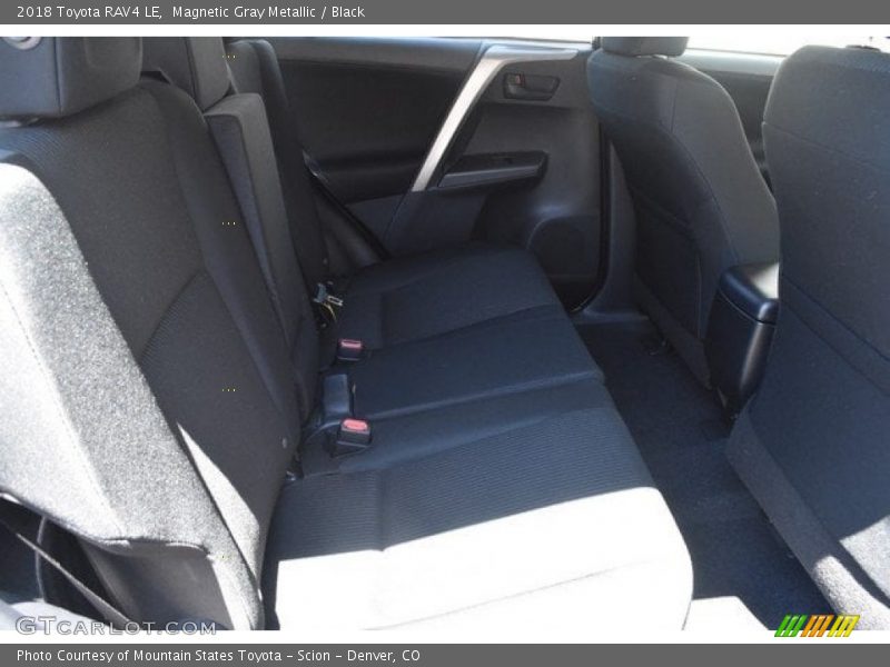 Magnetic Gray Metallic / Black 2018 Toyota RAV4 LE