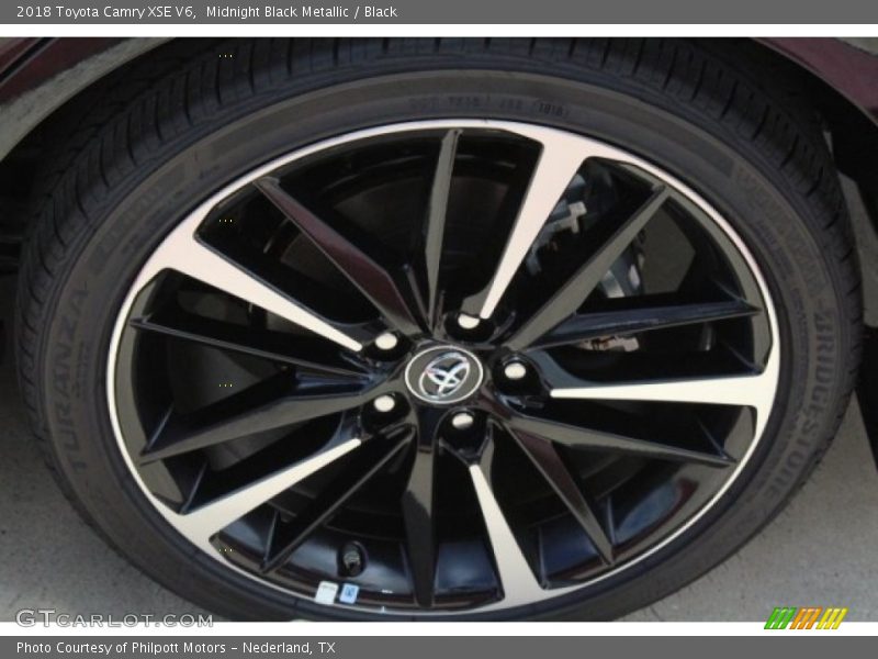 Midnight Black Metallic / Black 2018 Toyota Camry XSE V6