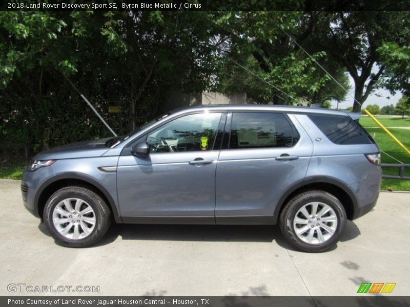 Byron Blue Metallic / Cirrus 2018 Land Rover Discovery Sport SE