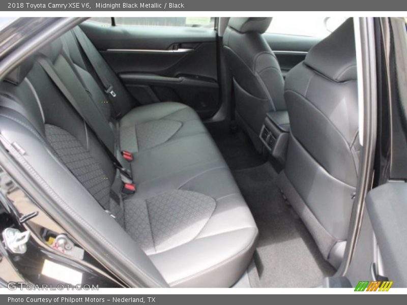Midnight Black Metallic / Black 2018 Toyota Camry XSE V6