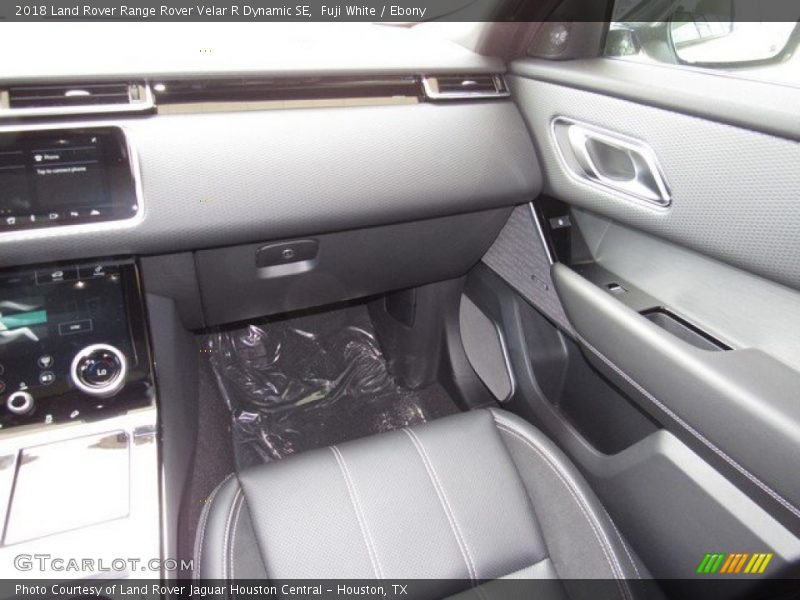 Fuji White / Ebony 2018 Land Rover Range Rover Velar R Dynamic SE