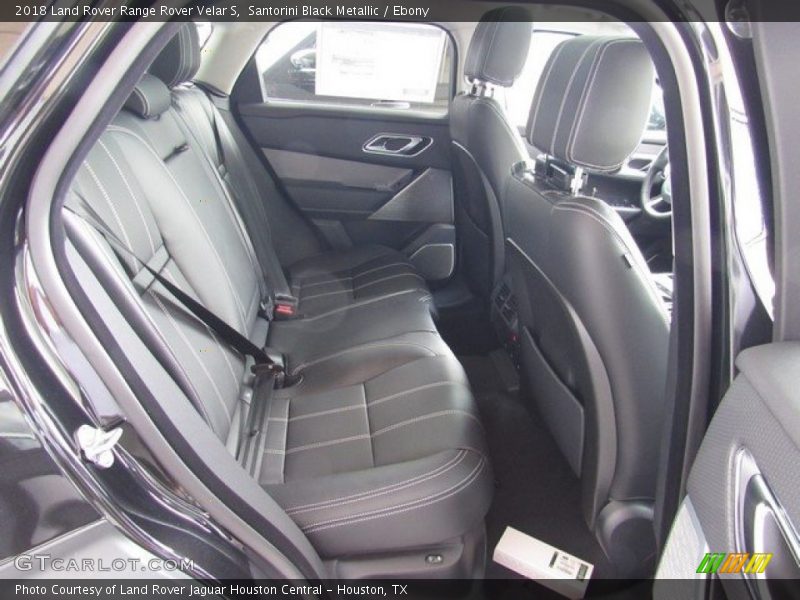 Santorini Black Metallic / Ebony 2018 Land Rover Range Rover Velar S
