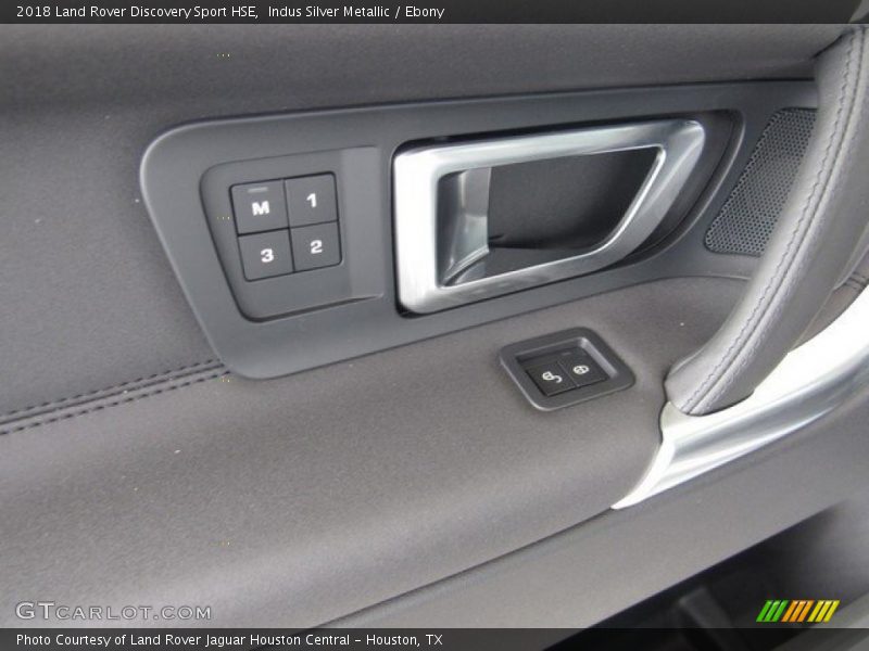 Indus Silver Metallic / Ebony 2018 Land Rover Discovery Sport HSE