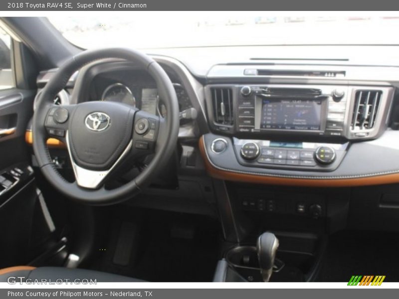 Super White / Cinnamon 2018 Toyota RAV4 SE