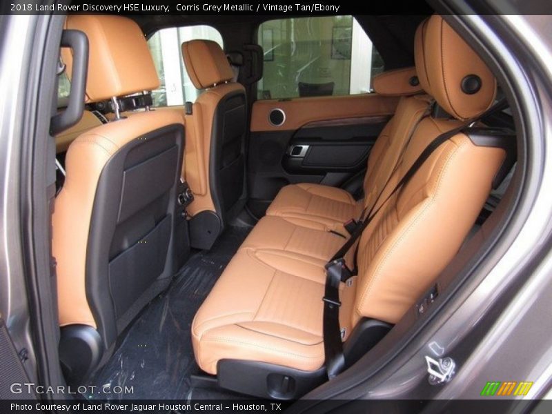 Corris Grey Metallic / Vintage Tan/Ebony 2018 Land Rover Discovery HSE Luxury