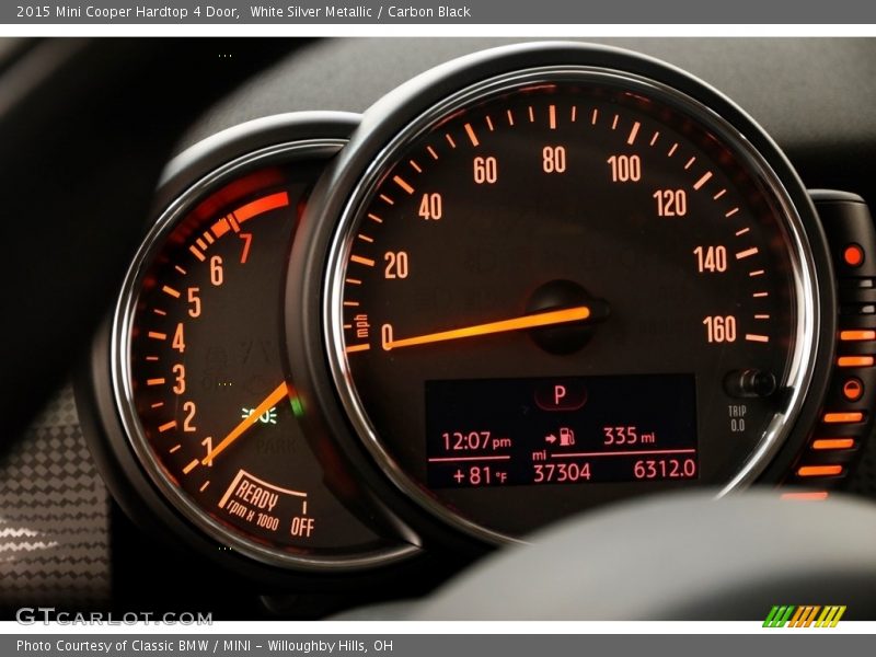 White Silver Metallic / Carbon Black 2015 Mini Cooper Hardtop 4 Door