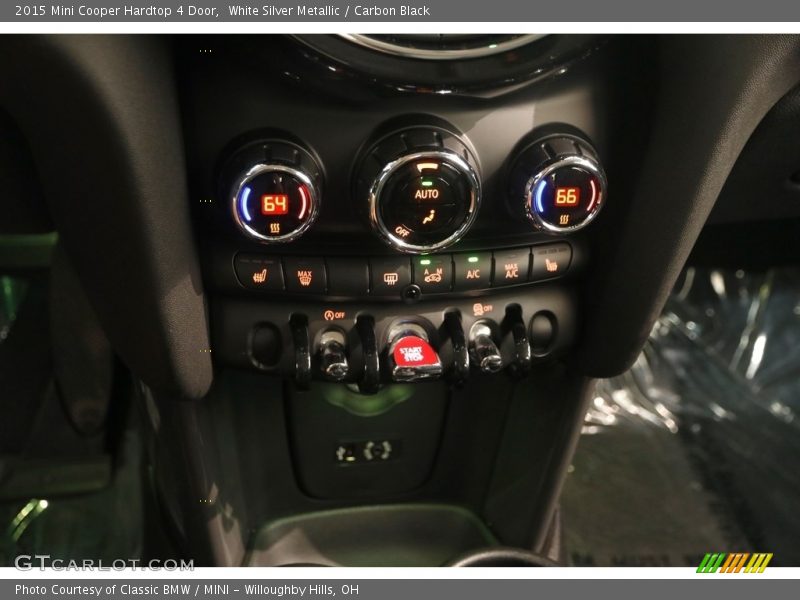 White Silver Metallic / Carbon Black 2015 Mini Cooper Hardtop 4 Door