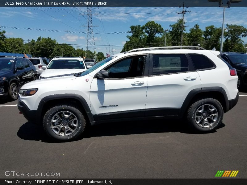 Bright White / Black 2019 Jeep Cherokee Trailhawk 4x4