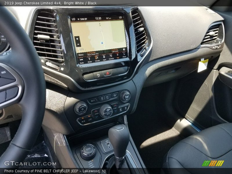 Bright White / Black 2019 Jeep Cherokee Limited 4x4