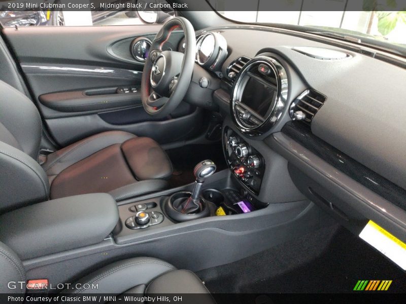 Midnight Black / Carbon Black 2019 Mini Clubman Cooper S
