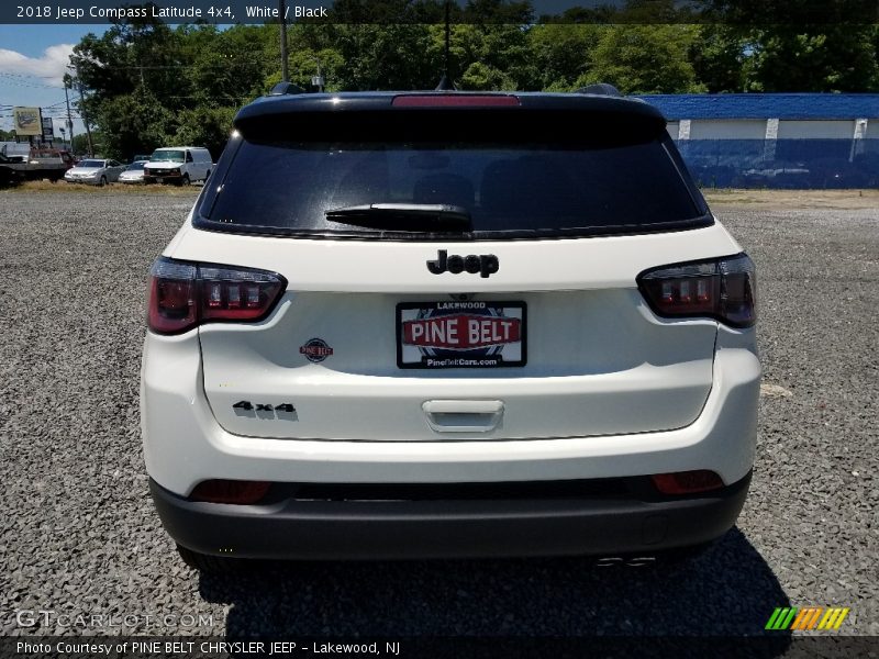 White / Black 2018 Jeep Compass Latitude 4x4