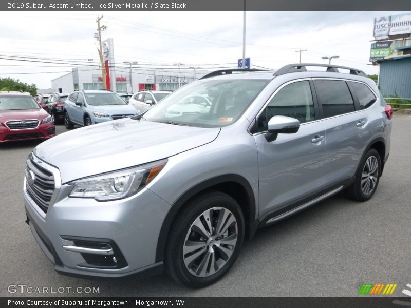 Front 3/4 View of 2019 Ascent Limited