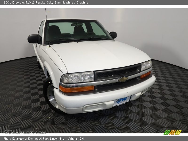 Summit White / Graphite 2001 Chevrolet S10 LS Regular Cab