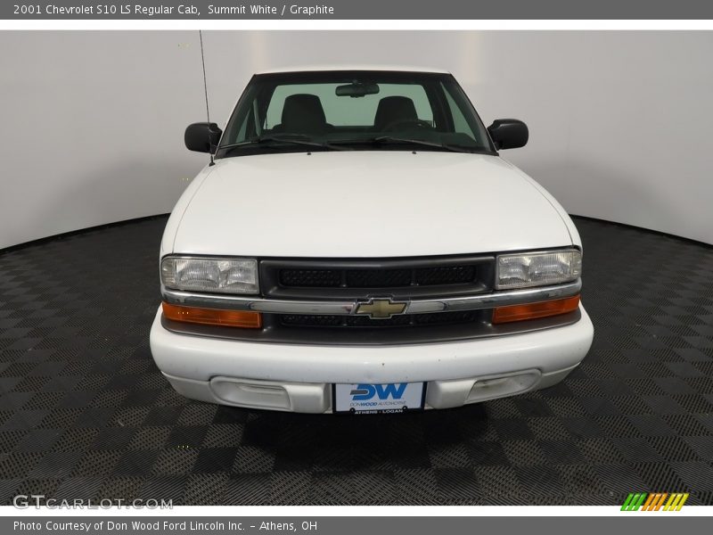 Summit White / Graphite 2001 Chevrolet S10 LS Regular Cab