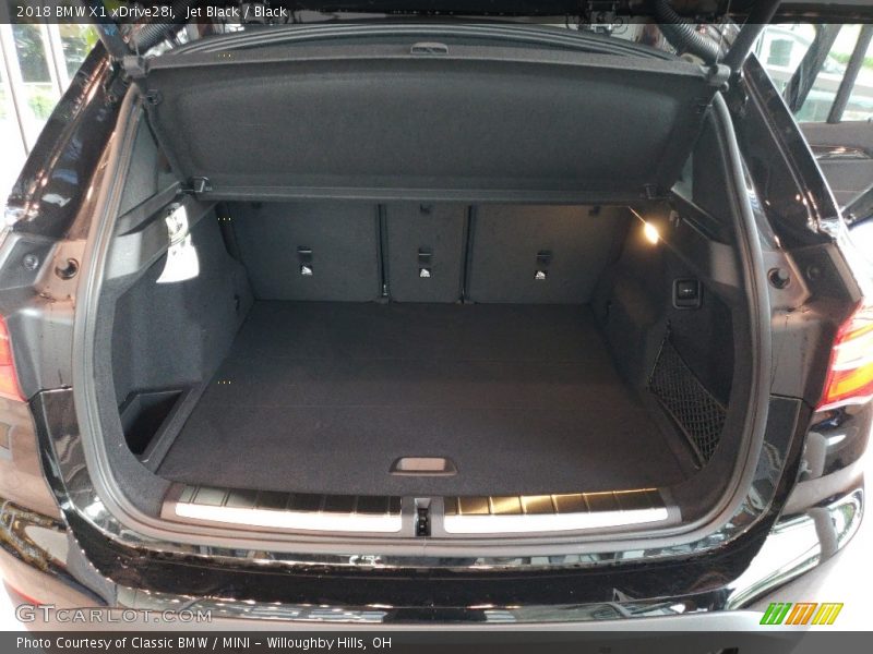Jet Black / Black 2018 BMW X1 xDrive28i
