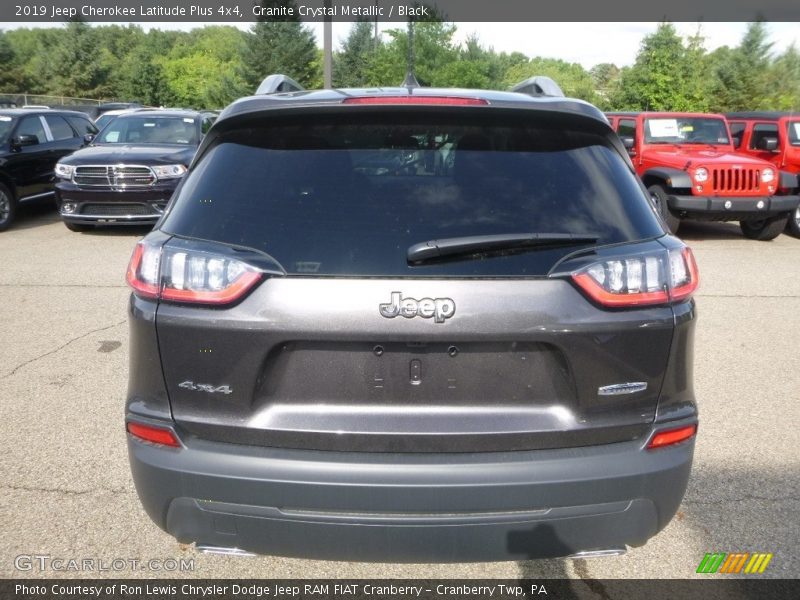 Granite Crystal Metallic / Black 2019 Jeep Cherokee Latitude Plus 4x4