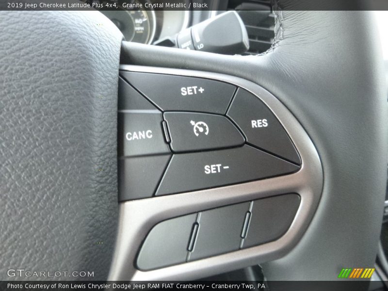 Granite Crystal Metallic / Black 2019 Jeep Cherokee Latitude Plus 4x4