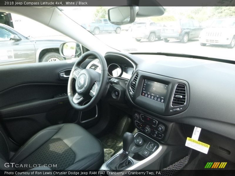 White / Black 2018 Jeep Compass Latitude 4x4