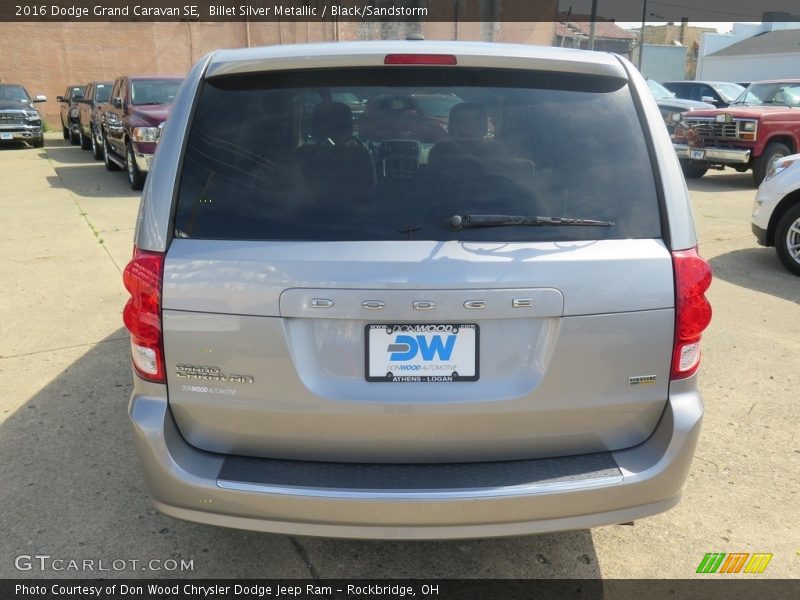 Billet Silver Metallic / Black/Sandstorm 2016 Dodge Grand Caravan SE