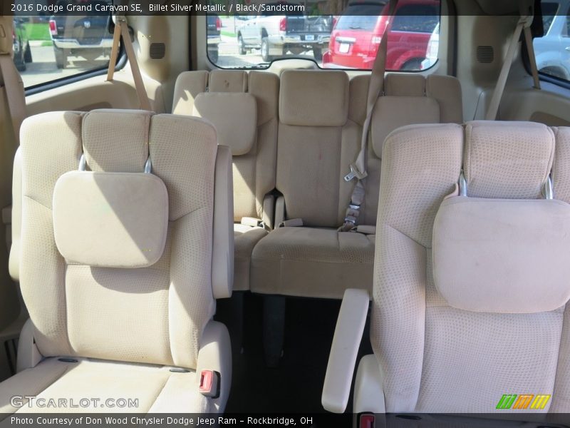 Billet Silver Metallic / Black/Sandstorm 2016 Dodge Grand Caravan SE