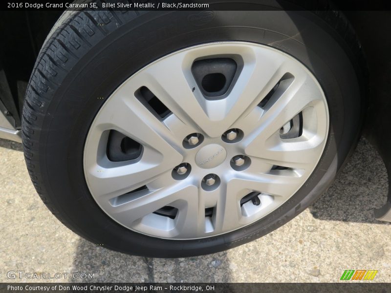 Billet Silver Metallic / Black/Sandstorm 2016 Dodge Grand Caravan SE