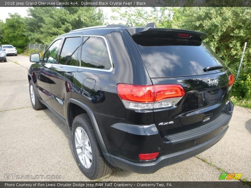 Diamond Black Crystal Pearl / Black 2018 Jeep Grand Cherokee Laredo 4x4