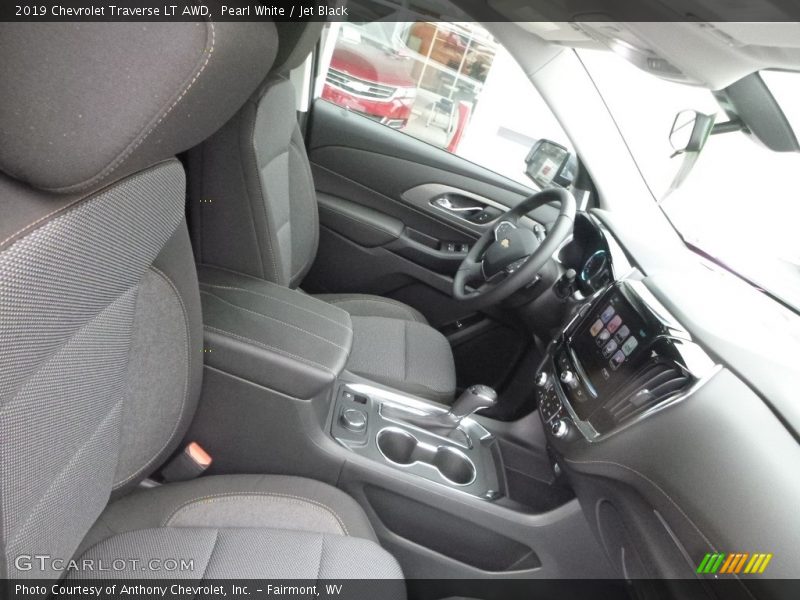  2019 Traverse LT AWD Jet Black Interior