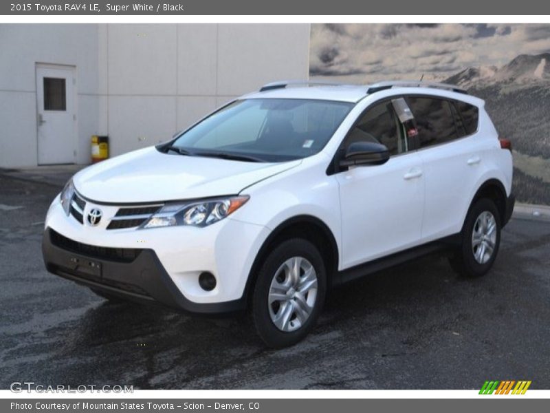 Super White / Black 2015 Toyota RAV4 LE