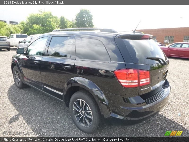 Pitch Black / Black 2018 Dodge Journey SE