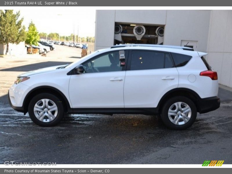 Super White / Black 2015 Toyota RAV4 LE