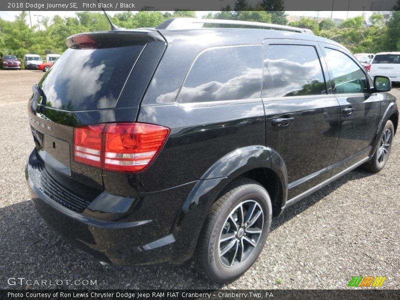 Pitch Black / Black 2018 Dodge Journey SE