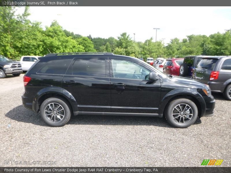 Pitch Black / Black 2018 Dodge Journey SE