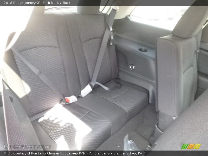 Pitch Black / Black 2018 Dodge Journey SE