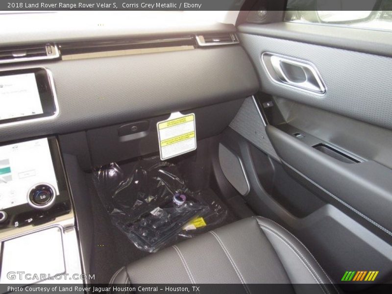 Corris Grey Metallic / Ebony 2018 Land Rover Range Rover Velar S